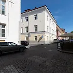 Tallinn Housing 2 Bdr 2 Bathroom With Sauna At Carl Engel Luxury House